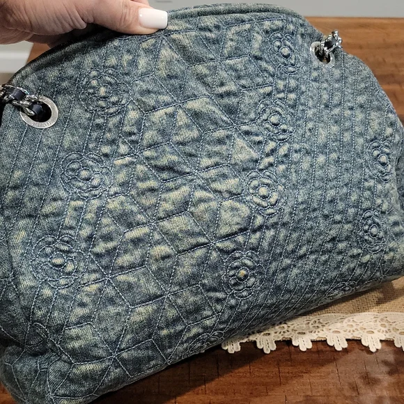 SOLD Rare & authentic CHANEL denim bag - Picture 3 of 15